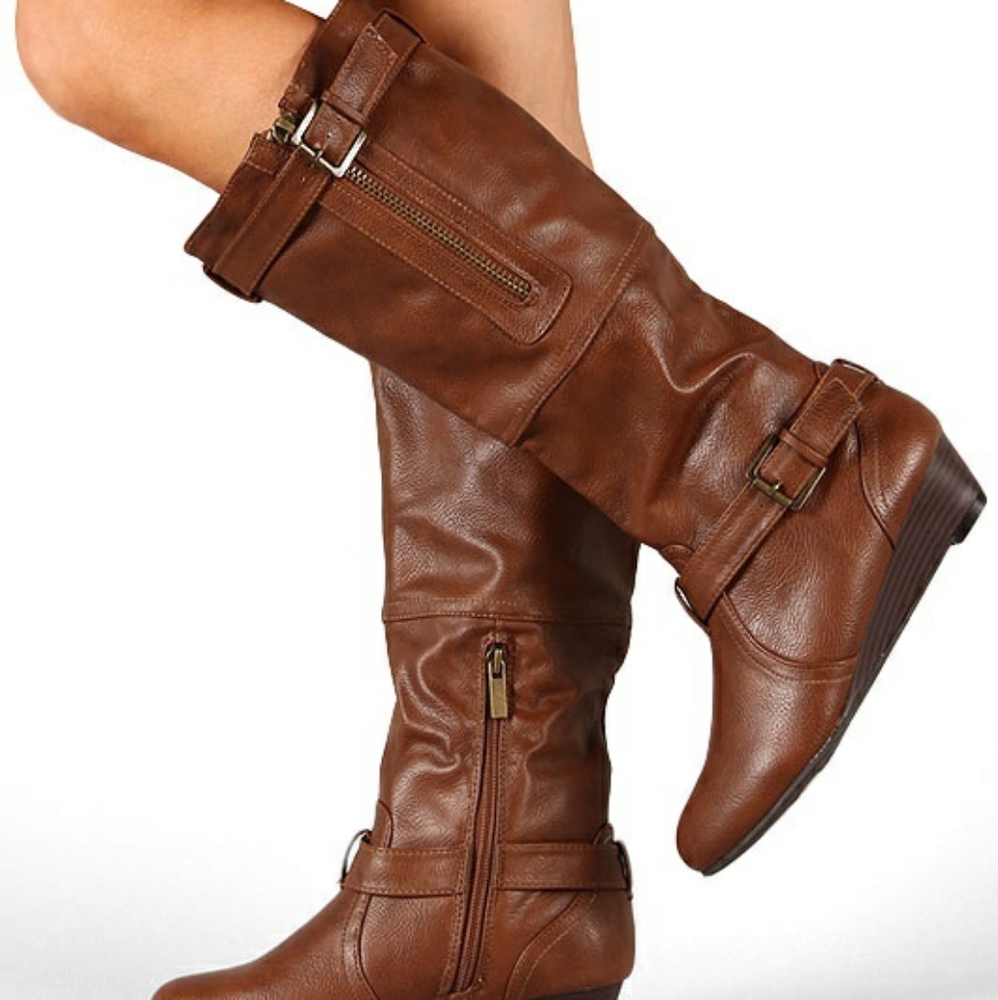 Bamboo boots